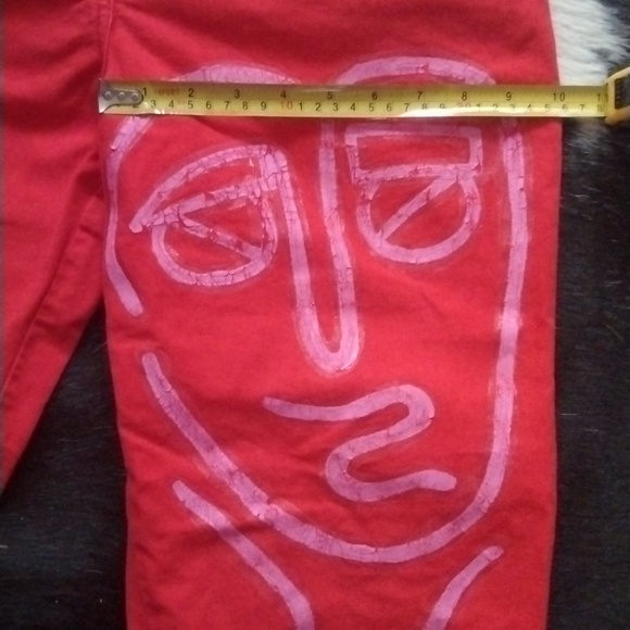 Vibrant Red High-Waisted Design Pants - Picture 7 of 9